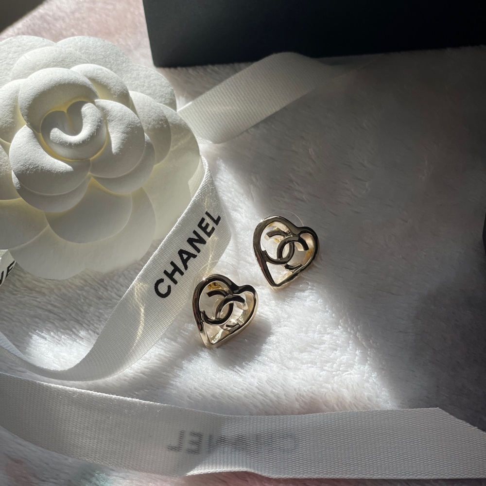 Chanel Heart Earrings - Flash sale